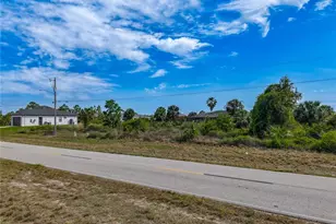 750 Nimitz Blvd, Lehigh Acres, FL 33974 - Photo 18