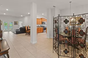 636 Tanaro Ln, Haines City, FL 33844 - Photo 2