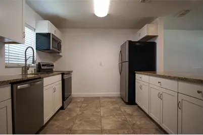 217 W Maple Street, Davenport, FL 33837 - Photo 4