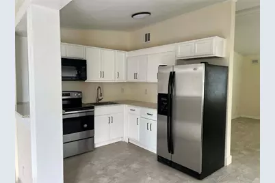 682 Walkup Drive, Orlando, FL 32808 - Photo 4