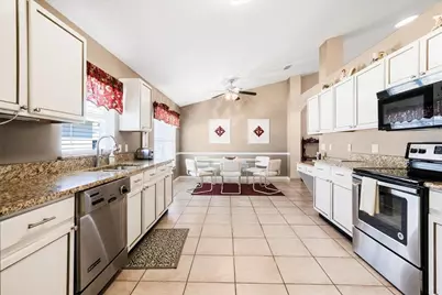 120 Thornton Park Avenue, Davenport, FL 33897 - Photo 4