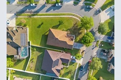 677 Seneca Trail, Saint Cloud, FL 34772 - Photo 2