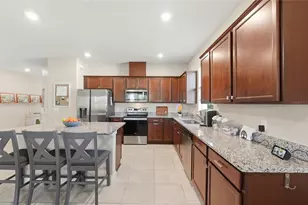 2398 Nuthatch St, Saint Cloud, FL 34771 - Photo 10