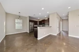 2893 Whispering Trails Dr, Winter Haven, FL 33884 - Photo 6