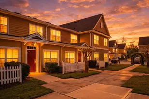 4561 Yellowgold Rd E, Kissimmee, FL 34746 - Photo 4