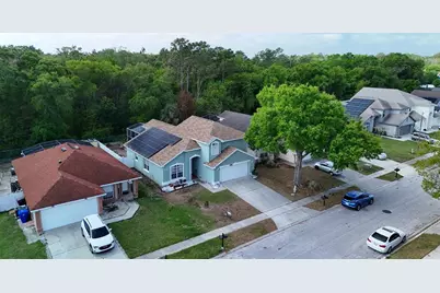 4381 Creekside Boulevard, Kissimmee, FL 34746 - Photo 4