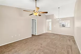 2791 King Oak Cir, Saint Cloud, FL 34769 - Photo 6