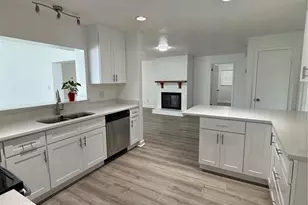 1809 Paradise Dr, Kissimmee, FL 34741 - Photo 16