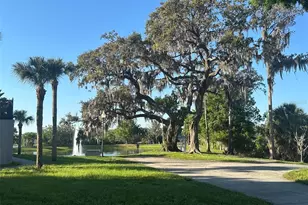 3250 Corona Village Way, Orlando, FL 32835 - Photo 16