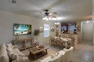 904 Charo Pkwy, Davenport, FL 33897 - Photo 2