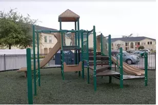 2720 Club Cortile Cir, Kissimmee, FL 34746 - Photo 22