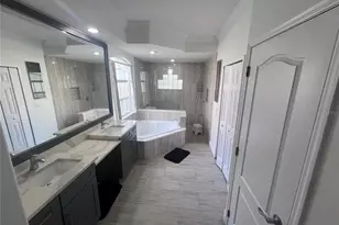 3851 Hunter's Isle Dr, Orlando, FL 32837 - Photo 4