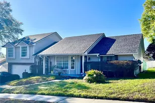 9120 Queen Elizabeth Ct, Orlando, FL 32818 - Photo 2