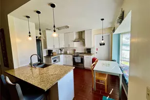 9120 Queen Elizabeth Ct, Orlando, FL 32818 - Photo 6