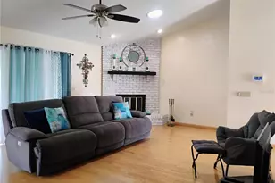 9120 Queen Elizabeth Ct, Orlando, FL 32818 - Photo 2