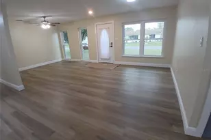 181 Guaymas Dr, Kissimmee, FL 34743 - Photo 2