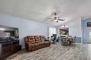 2104 Winslow Dr, Orlando, FL 32812 - Photo 8