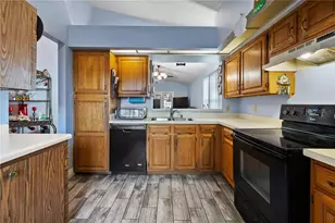 2104 Winslow Dr, Orlando, FL 32812 - Photo 6