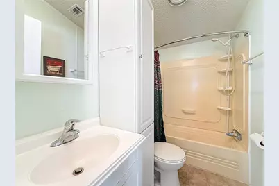 980 7th Street NW #43, Largo, FL 33770 - Photo 32