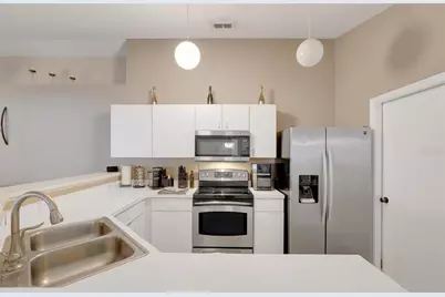 902 Cannes Drive, Kissimmee, FL 34759 - Photo 6