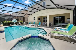 8009 Oak Shadow Ct, Davenport, FL 33837 - Photo 12