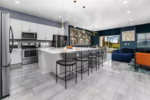 8009 Oak Shadow Ct, Davenport, FL 33837 - Photo 6