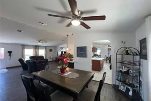 1124 Dara Cay Dr, Kissimmee, FL 34741 - Photo 8