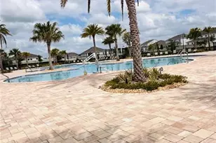 4260 Pebbles Throw Dr, Kissimmee, FL 34746 - Photo 32