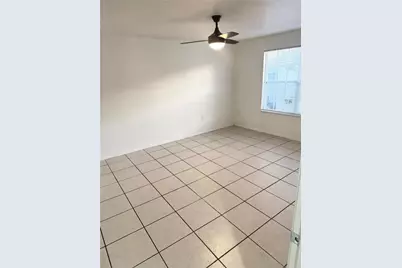 2346 Prime Circle #B, Kissimmee, FL 34746 - Photo 2