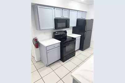 2346 Prime Circle #B, Kissimmee, FL 34746 - Photo 12