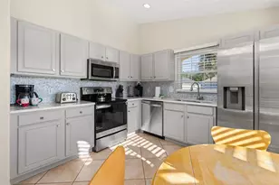 2634 Autumn Creek Cir, Kissimmee, FL 34747 - Photo 10