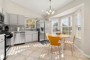 2634 Autumn Creek Cir, Kissimmee, FL 34747 - Photo 8