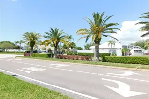 1720 Arabian Ln, Palm Harbor, FL 34685 - Photo 50