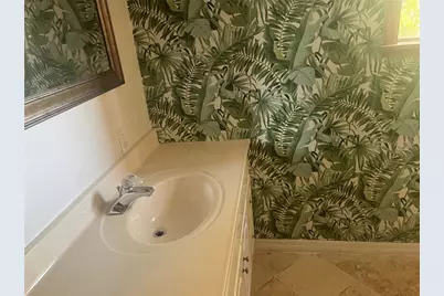 142 Winston Avenue, Lake Wales, FL 33853 - Photo 12