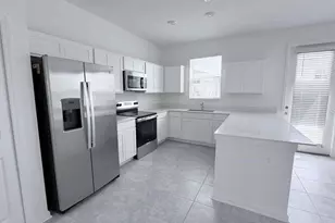 207 Bogey Dr, Davenport, FL 33896 - Photo 10