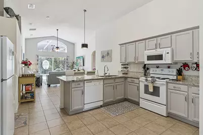 138 Madiera Beach Boulevard, Kissimmee, FL 34746 - Photo 10