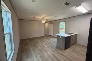 213 Milton Ave, Interlachen, FL 32148 - Photo 8