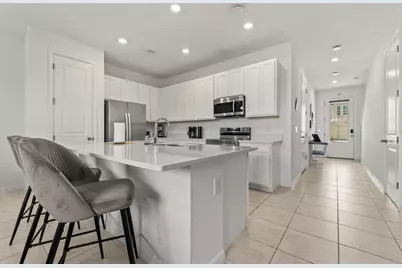 835 Longboat Drive, Davenport, FL 33896 - Photo 2