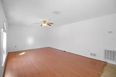 206 Taranto Way, Kissimmee, FL 34758 - Photo 10