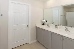 3798 King Hill Dr, Haines City, FL 33844 - Photo 10