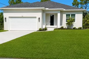 122 Naomi Pl, Rotonda West, FL 33947 - Photo 2