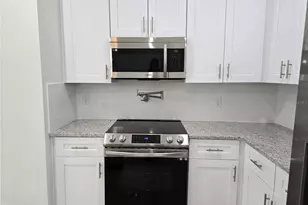 890 E 19th St, Saint Cloud, FL 34769 - Photo 8
