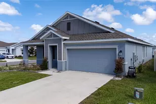 401 Sandbar Ln, Haines City, FL 33844 - Photo 1