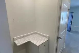 401 Sandbar Ln, Haines City, FL 33844 - Photo 4