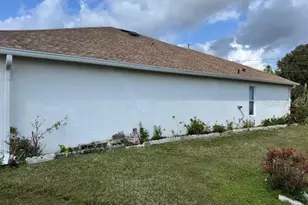 813 Halifax Dr, Kissimmee, FL 34758 - Photo 6