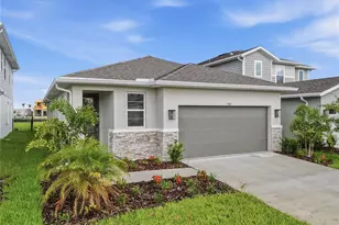 5141 Spring Maiden Circle, Apollo Beach, FL 33572 - Photo 2