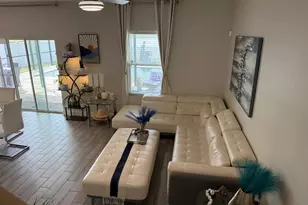 1148 Anchor Bend Dr, Ruskin, FL 33570 - Photo 2