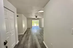 22 Cedar Dr, Davenport, FL 33837 - Photo 4