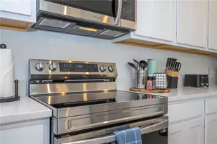 686 Longboat Dr, Davenport, FL 33896 - Photo 16