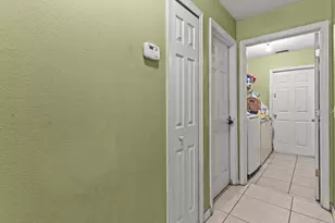 722 Tahiti Dr, Kissimmee, FL 34758 - Photo 24